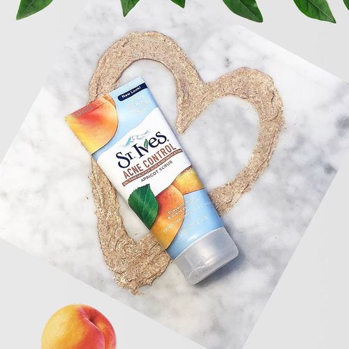 St Ives Acne Control Oil Free Apricot Scrub - 170g