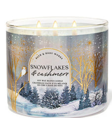 Bath & Body Works Snowflakes & Cashmere 3-Wick Candle 411g